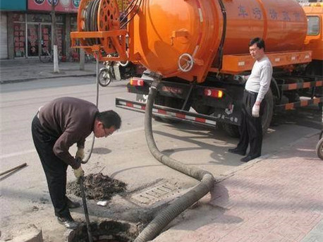 绥棱清掏化粪池，健康生活从这里开始